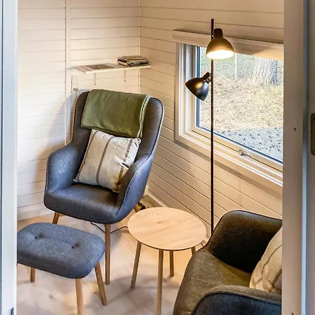 Σπίτι διακοπών 1 Bedroom Beautiful In Neksø