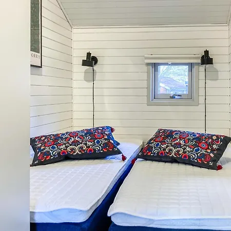 1 Bedroom Lovely In *